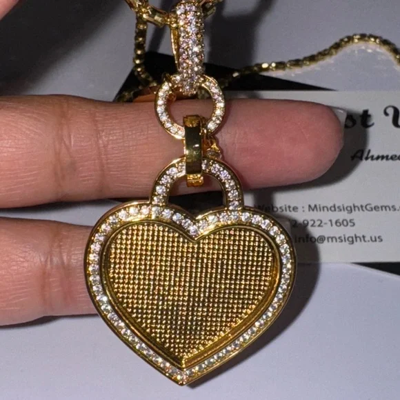 Gold Heart Picture Charm Pendant, Dangling Charming Heart Keepsake Pendant SALE